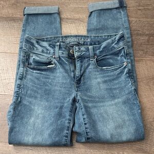 American Eagle Outfitters Women’s Medium Blue Skinny Jeans